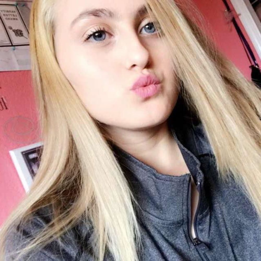 Meet your Posher, Lexi